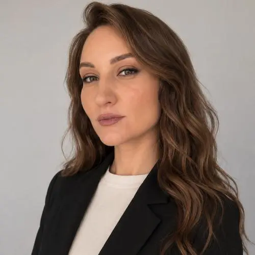 Полина Девятайкина