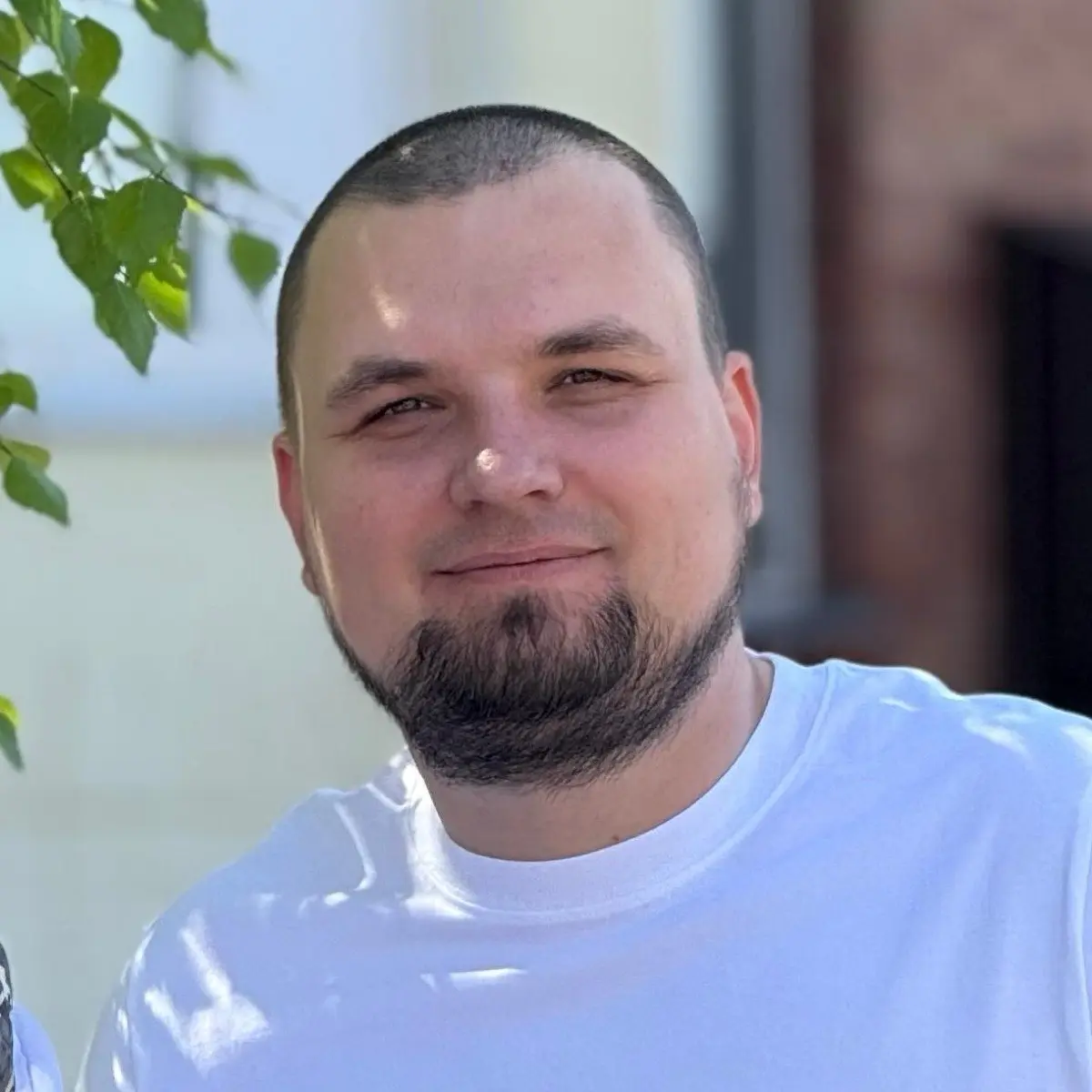 Михаил Иванов