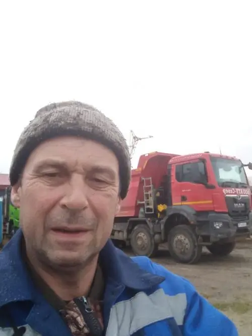 Денис Бархатов