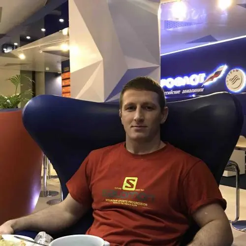 Тимур  Алиев 