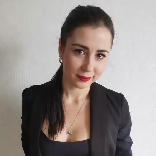 Людмила Попова