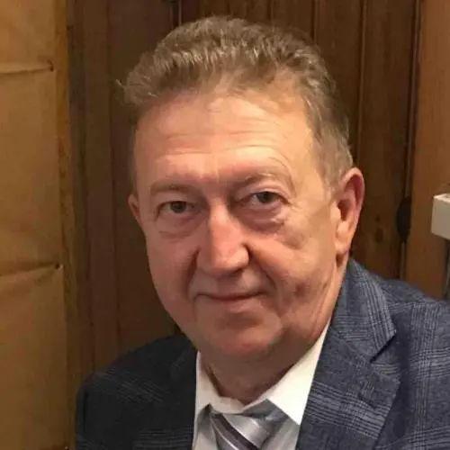 Александр Гущин