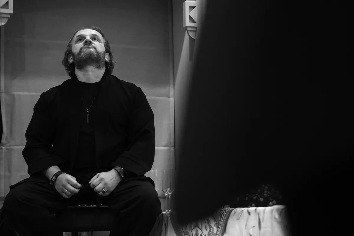 Внешнее давление: как разрушить скорлупу и родиться заново
Внешнее давление необходимо, чтобы сломать скорлупу, которая образовалась у нас за последнее время | Сетка — социальная сеть от hh.ru