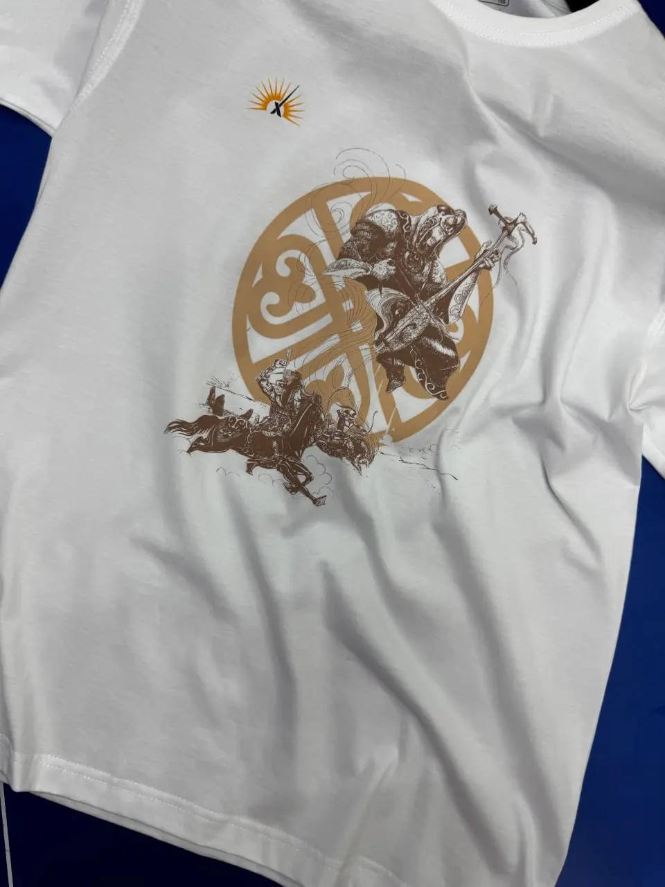 👕 История футболки: от нательного белья до рекламного носителя
Сто лет назад футболку стеснялись показывать – это было бельё. Сегодня это желанный рекламный подарок | Сетка — социальная сеть от hh.ru