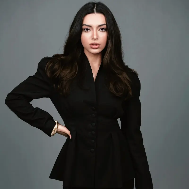 Арина Бабаева