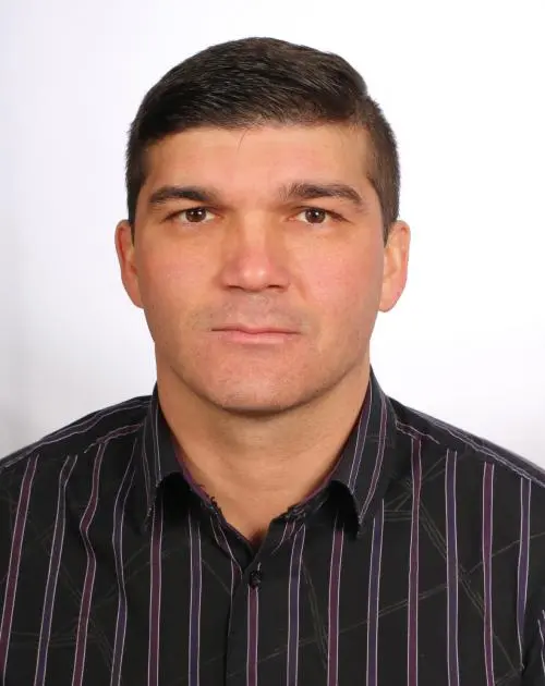 Денис Столбунов