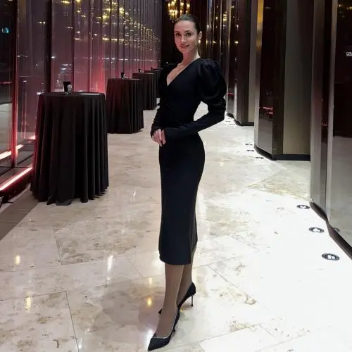 Алена Хомутова