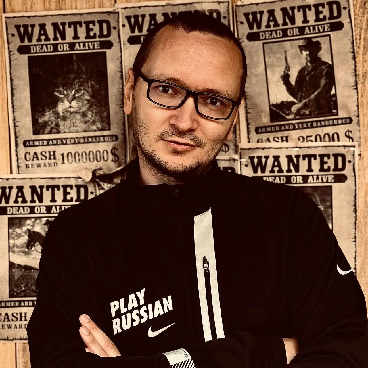 На прошлой неделе мне предложили продать SportHunter 🤑
Причем не весь проект. Не сайт, не подбор, не базу работодателей, не все то, что мы уже несколько лет строим, просто телеграм-канал | Сетка — социальная сеть от hh.ru