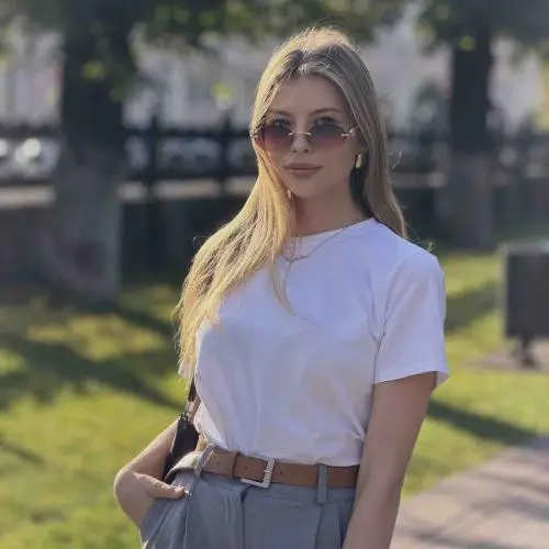 Екатерина Лощилова