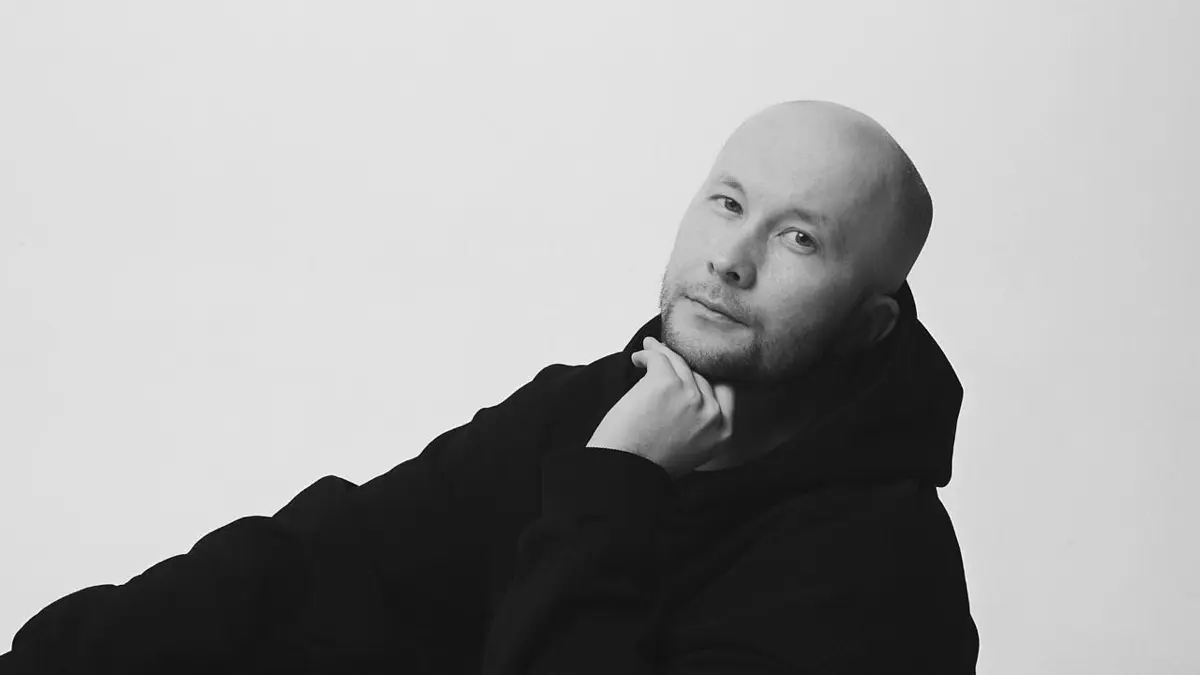 Привет! Меня зовут Артём и я руководитель команды продуктового и коммуникационного дизайна с серьёзной насмотренностью и большим опытом более 20-ти лет в целой серии бизнес-направлений: коммтех, инфра... | Сетка — социальная сеть от hh.ru