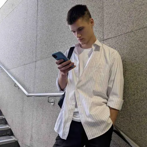 Евгений Гнутик