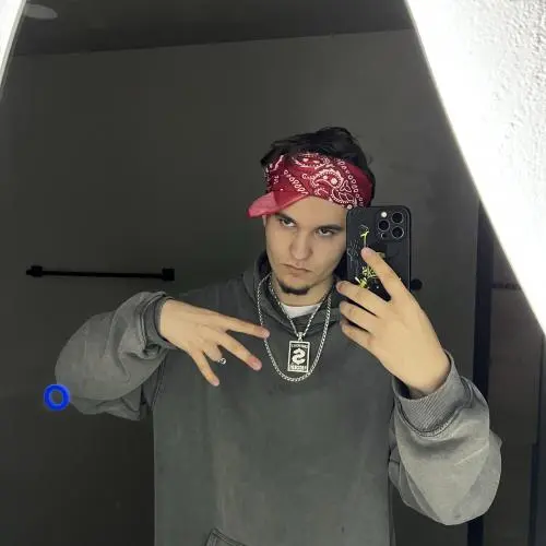 Даниил Махлаев