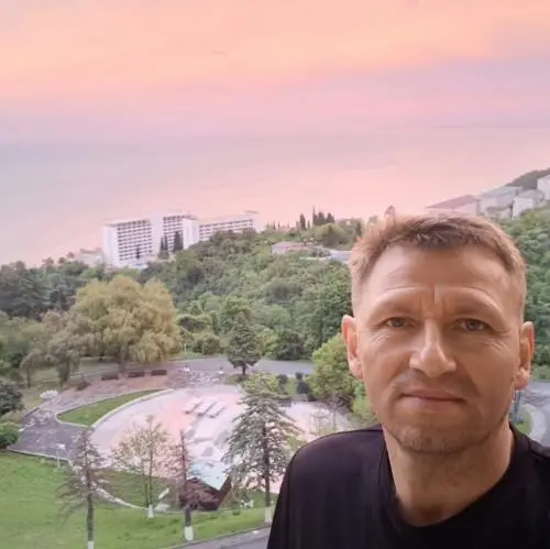 Анатолий Воронов