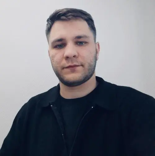 Никита Убаков 