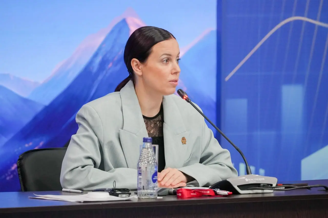 ⏳ Почему поиск работы может затянуться на год и больше?
Число россиян, которые ищут работу больше года, выросло в 1,5 раза | Сетка — социальная сеть от hh.ru
