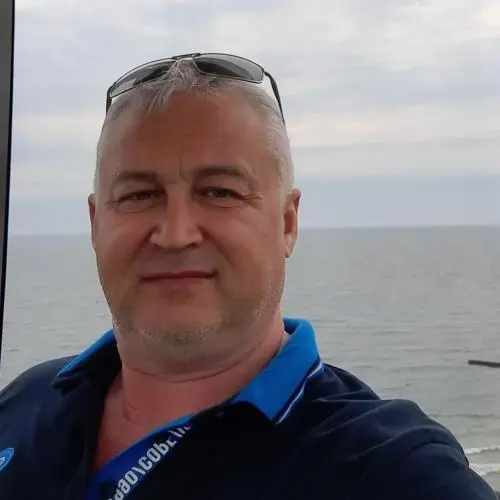 Андрей Макаров