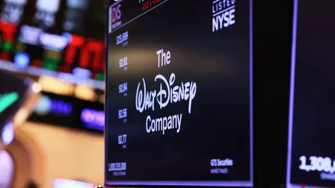 Увольнения в Disney затрагивают сотни сотрудников из нескольких областей:
Согласно сообщениям, Disney сталкивается с серьезными увольнениями, которые затрагивают сотни сотрудников из нескольких отдело... | Сетка — социальная сеть от hh.ru