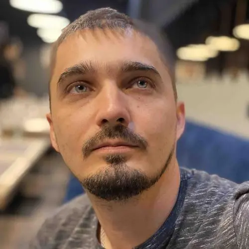 Эмиль Гафуров