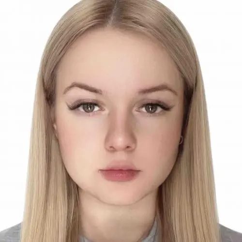 Ксения Дмитриева