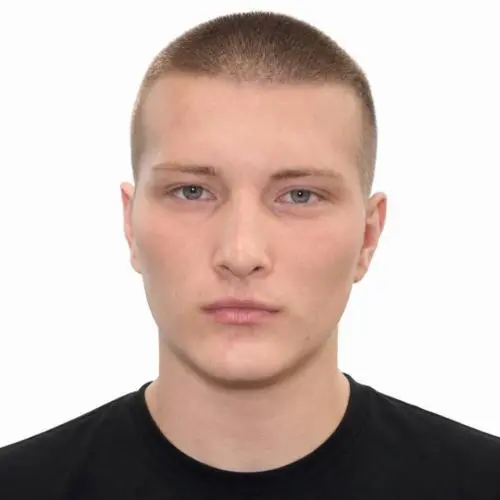 Илья Ломов