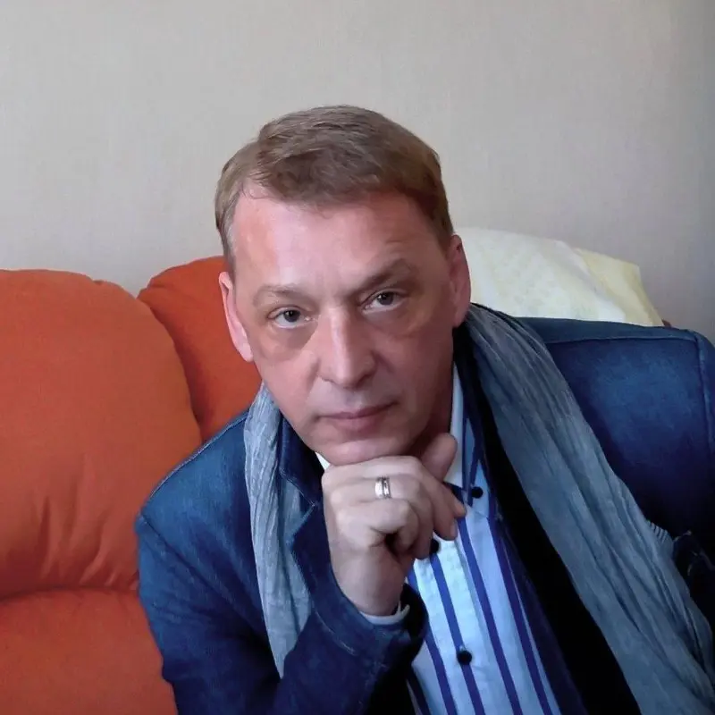 Константин Крыштопов