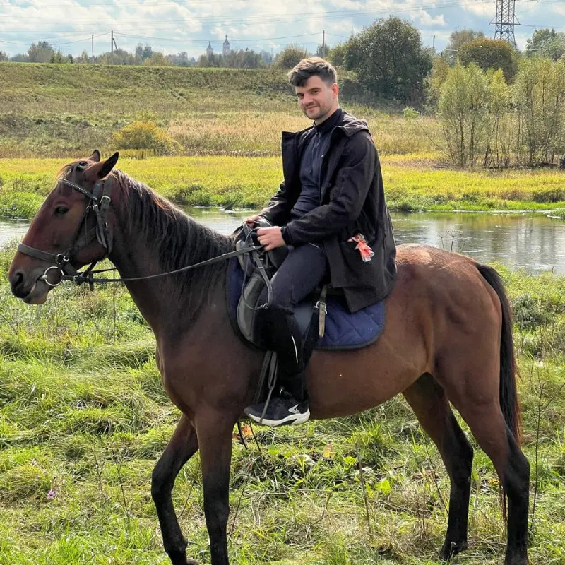 Николай Петров