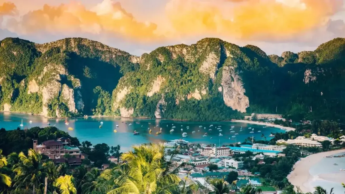 Таиланд:🇹🇭
Нормы провоза багажа✈️:
S7 – багаж 23кг., ручная кладь 10 кг.
Azur Air – багаж 10кг, ручная кладь 5кг.
Пхукет
🌿04 | Сетка — социальная сеть от hh.ru