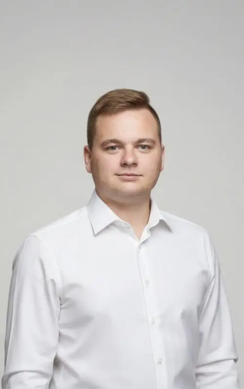 Даниил Недорезов