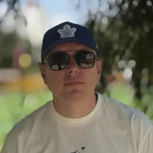 Константин Сурков