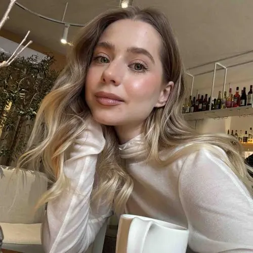 Яна Кулешова