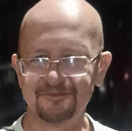 Дмитрий Комиссаров