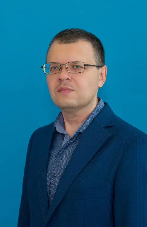 Игорь Олейник