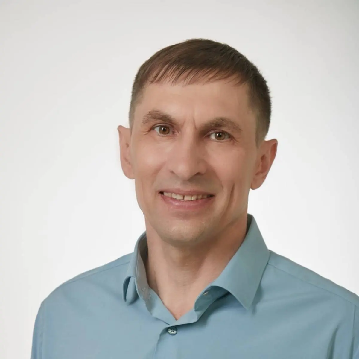 Олег Кондратов