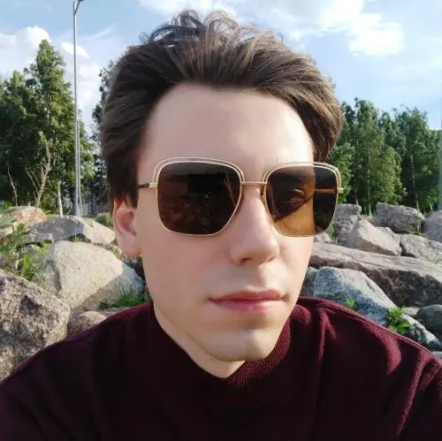 Максим Зубрилин
