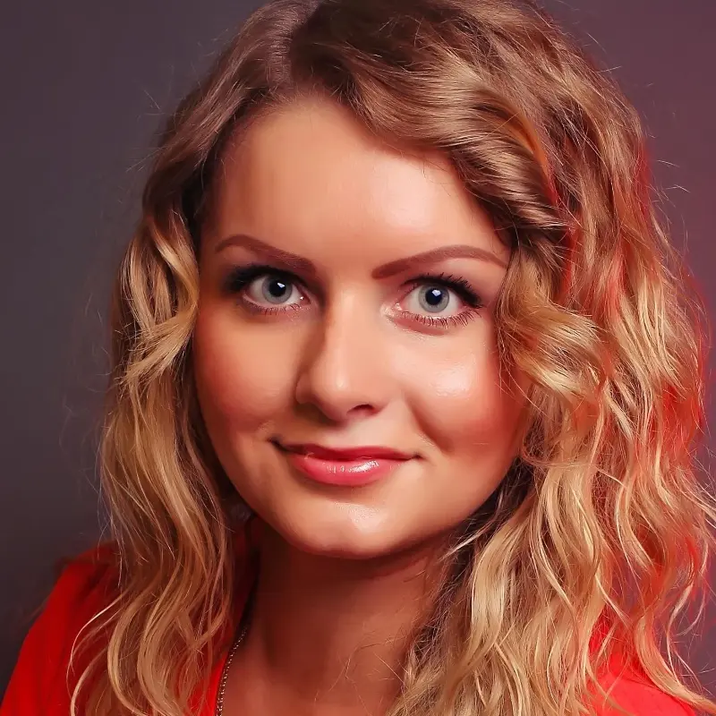 Полина Лазарева