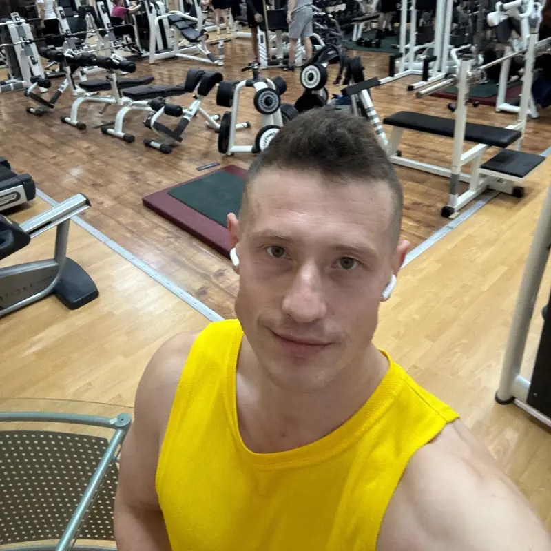 Ленур Эмираметов