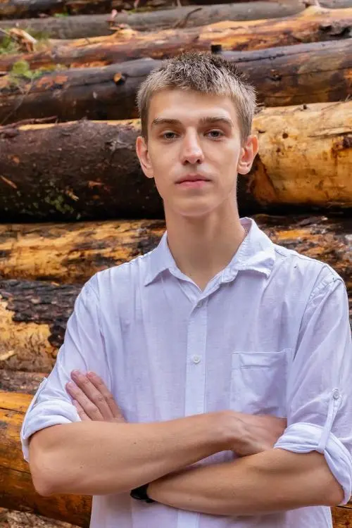 Владислав Александрин
