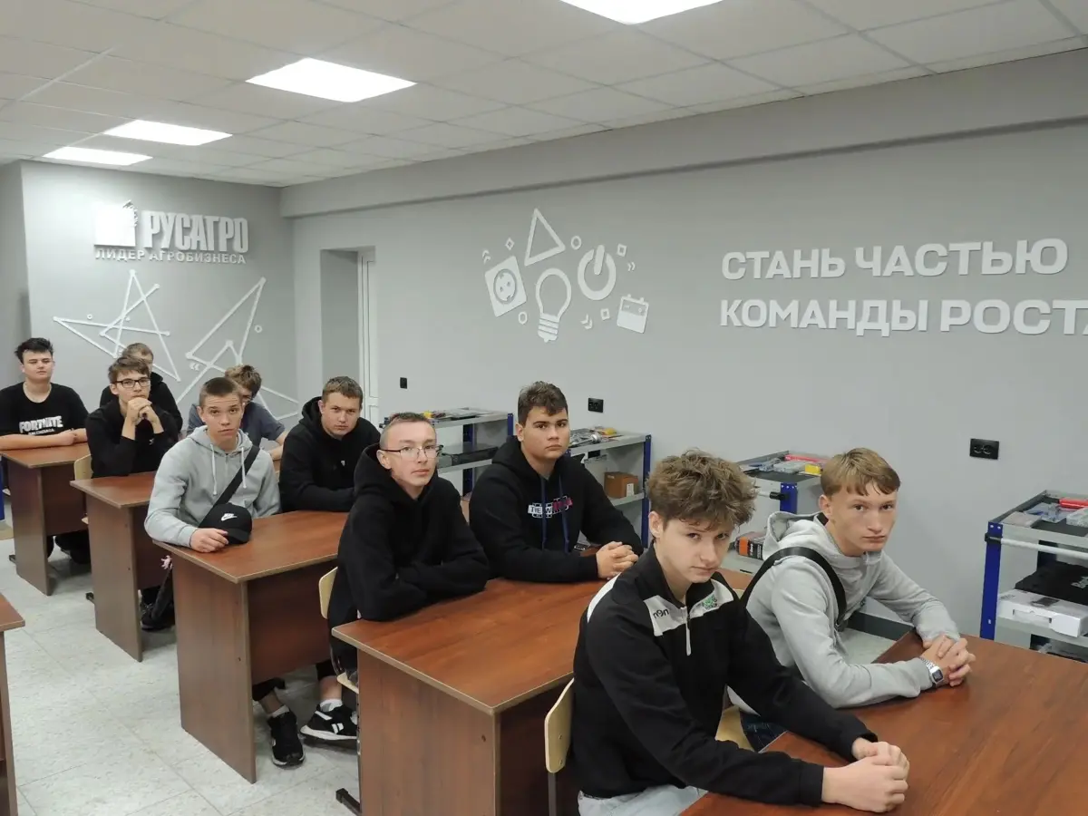 Еще один большой проект, который сделала наша команда ☺️
🎓 «Русагро» развивает образовательную платформу для агроколледжей
Год назад в «Русагро» начала образовательная платформа Teachbase для преподав... | Сетка — социальная сеть от hh.ru