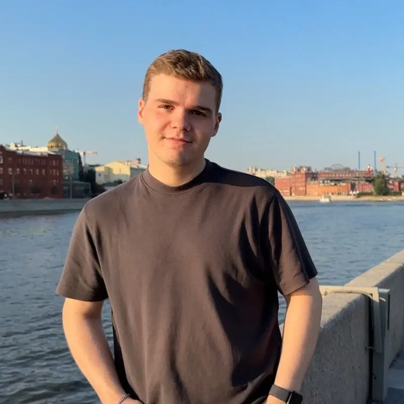 Павел Ложкин