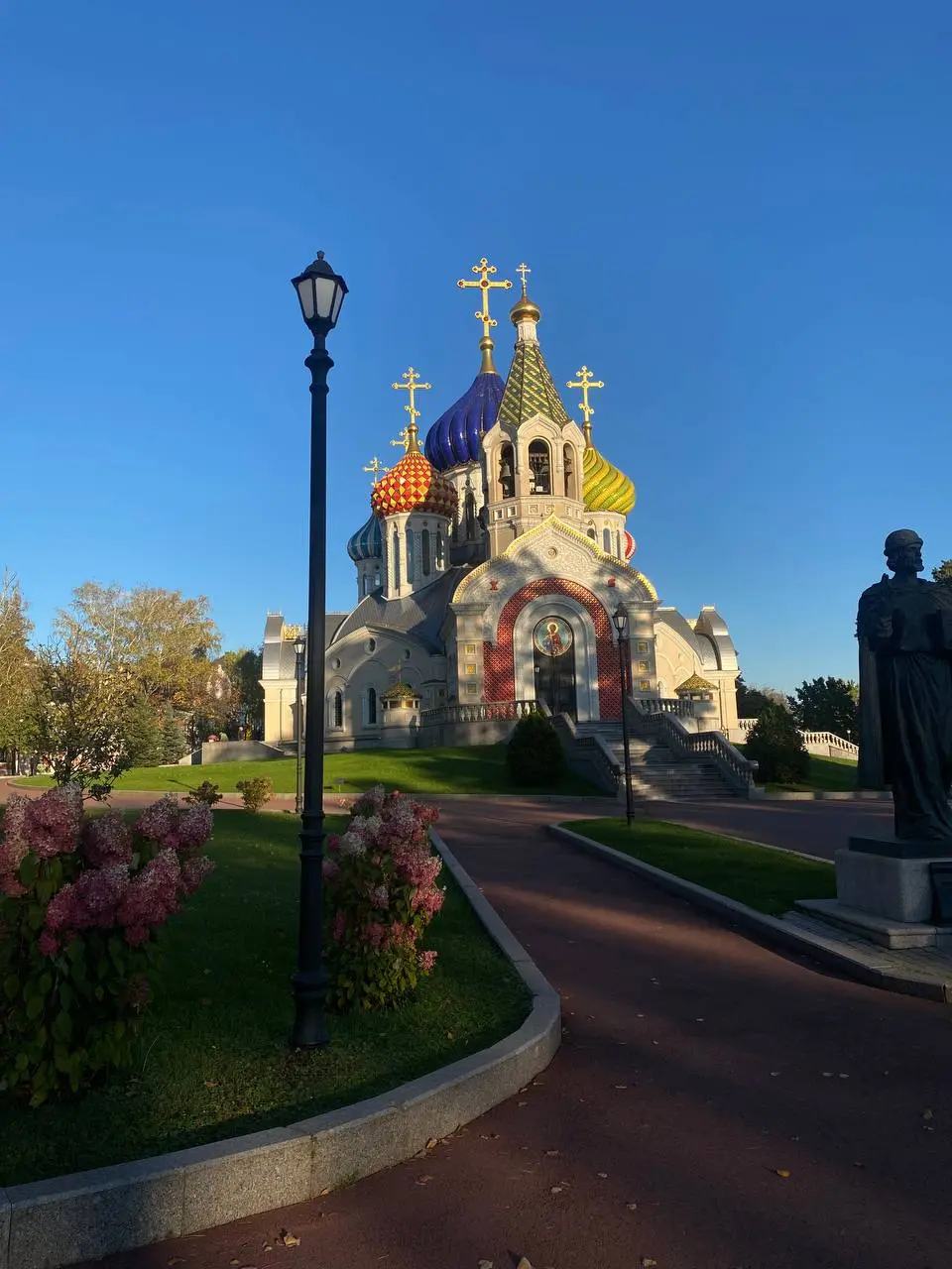 ✝️ про веру
— уехала, по классике, на пару дней в Переделкино перезагрузиться | Сетка — социальная сеть от hh.ru