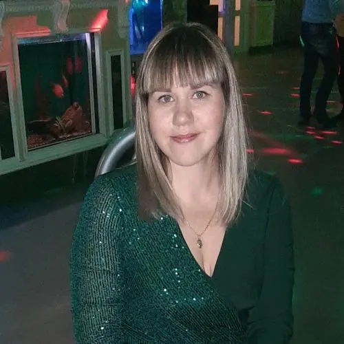 Лена Швецова