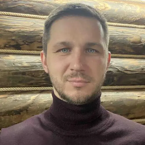 Алексей Косторной