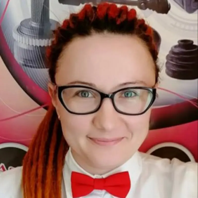 Яра Иванова