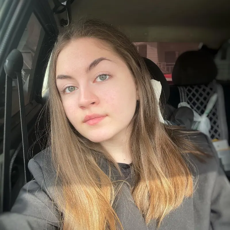 Анна Золотарёва