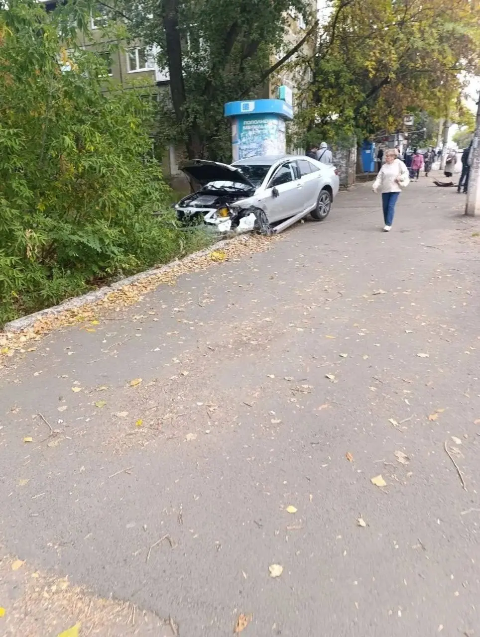 Ещё фото с места ДТП на ул. Полоцкой | Сетка — социальная сеть от hh.ru