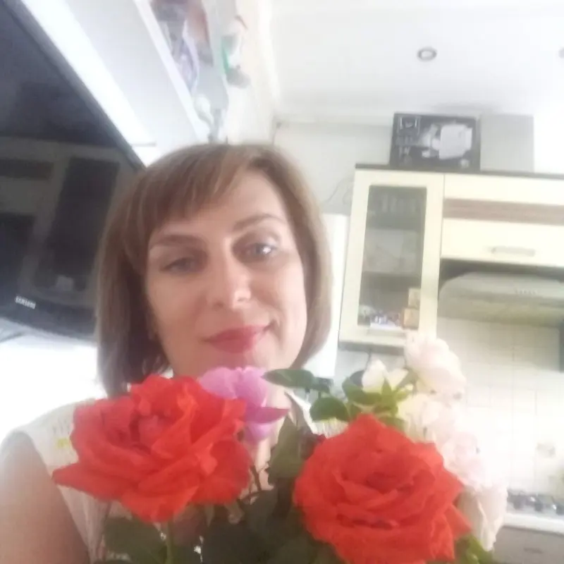 Марина Кучарова