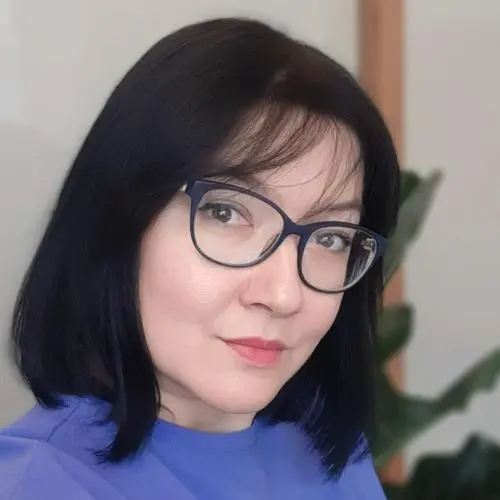 Нурия Суханова