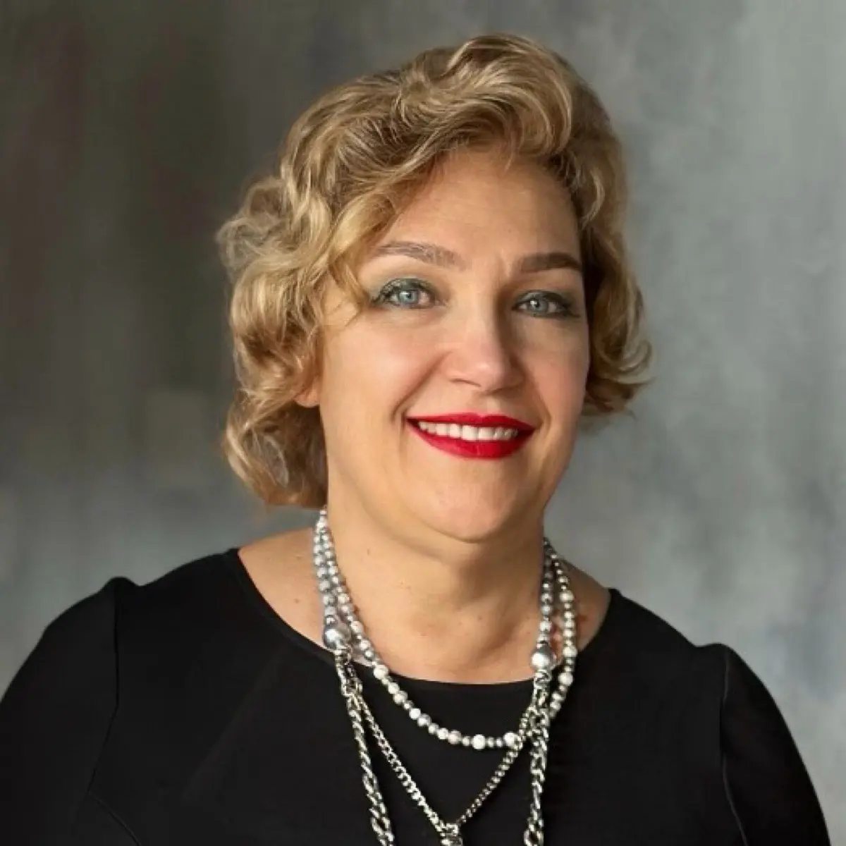 Елена Лобынцева