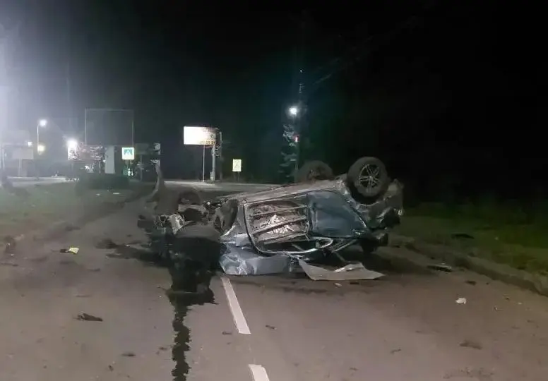 Этой ночью в Макеевке произошло смертельное ДТП, в результате которого погибли 2 человека
Как сообщается, в районе Чайкинского кольца 33-летняя водитель Mitsubishi Lancer потеряла контроль над управле... | Сетка — социальная сеть от hh.ru