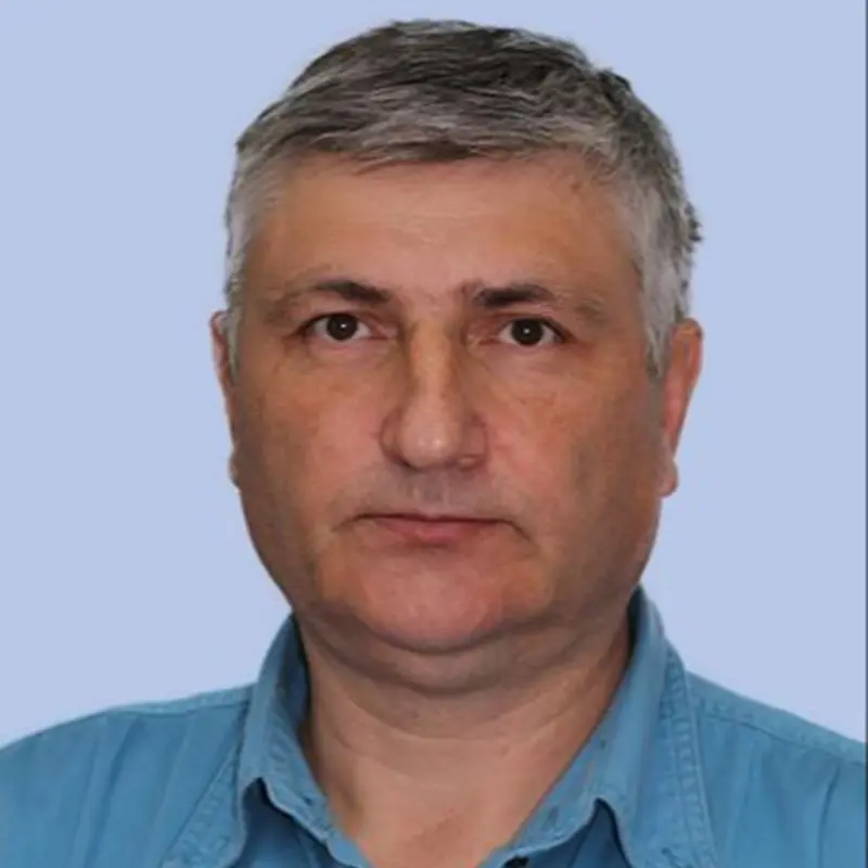 Виталий Толстых